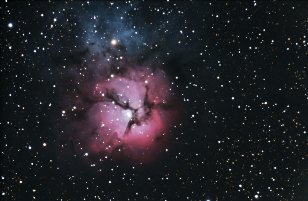 Trifidnebel im Sternbild Schütze. Aufgenommen mit Celestron C11, Kamera Canon EOS 600 Da